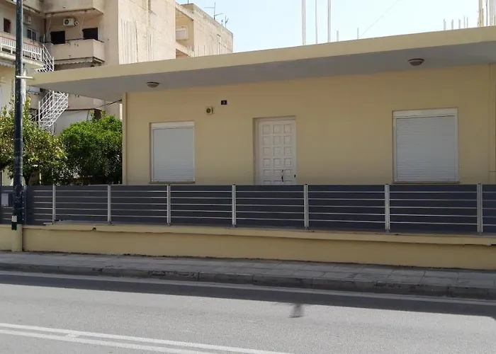 Panos House * Kiáto