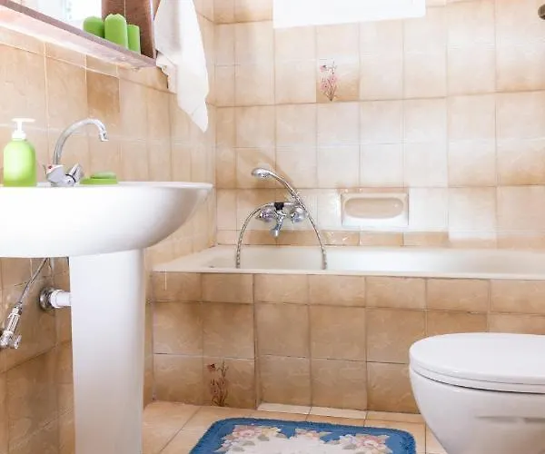 Apartman Panos House